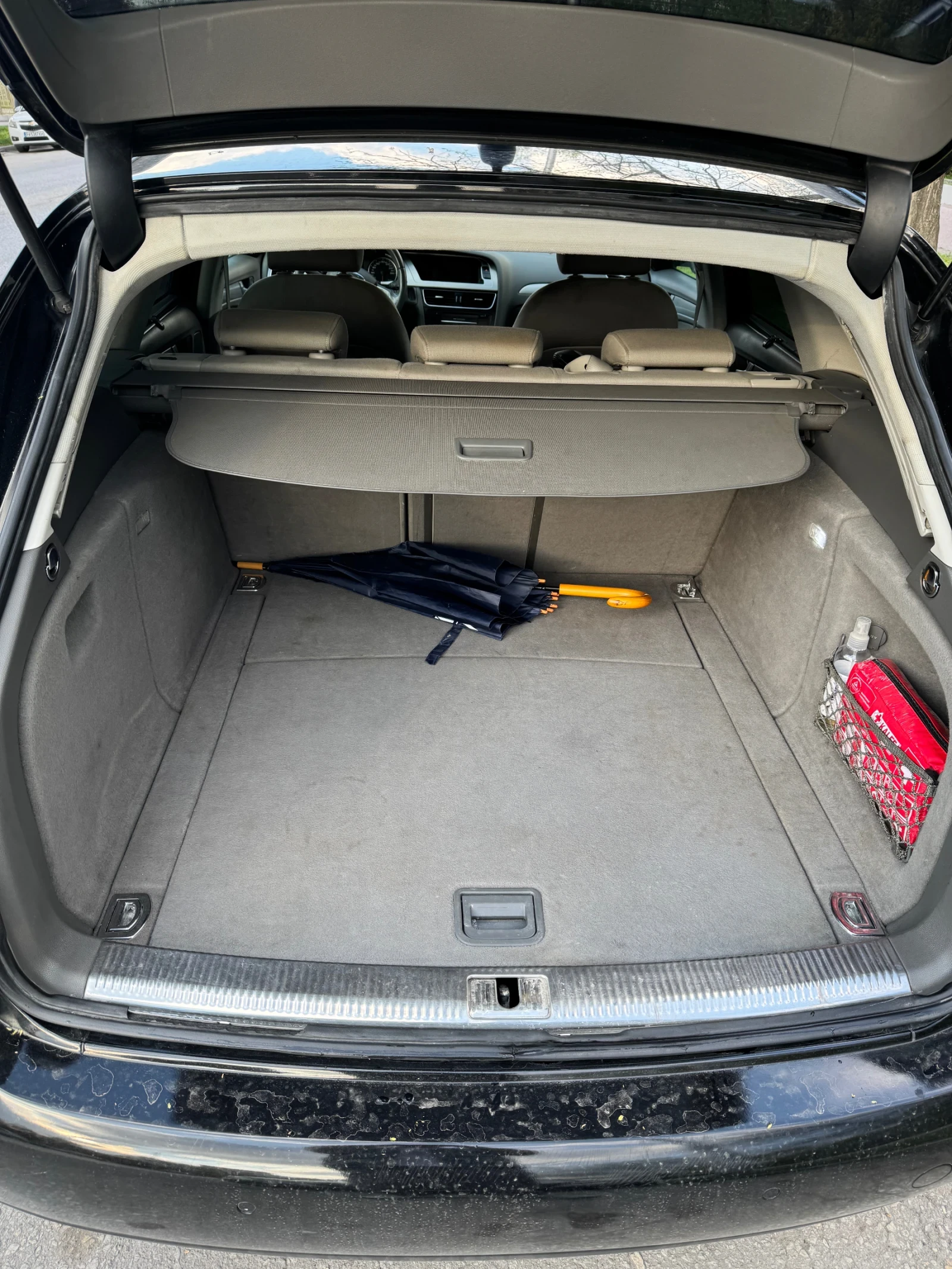 Audi A4 2.0 TDI, снимка 10 - Автомобили и джипове - 54238802