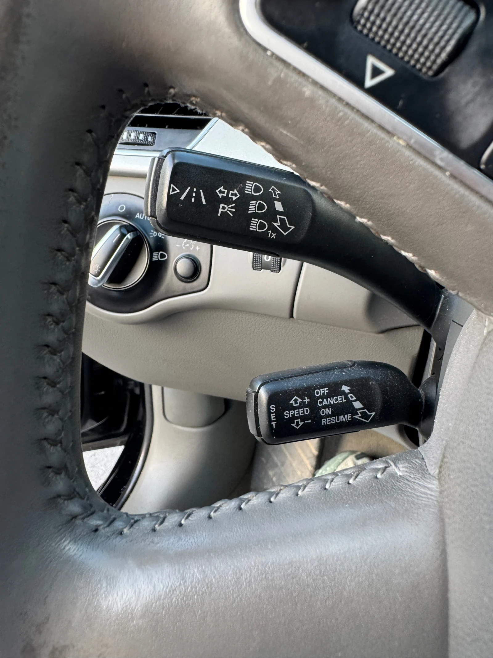 Audi A4 2.0 TDI, снимка 12 - Автомобили и джипове - 54238802