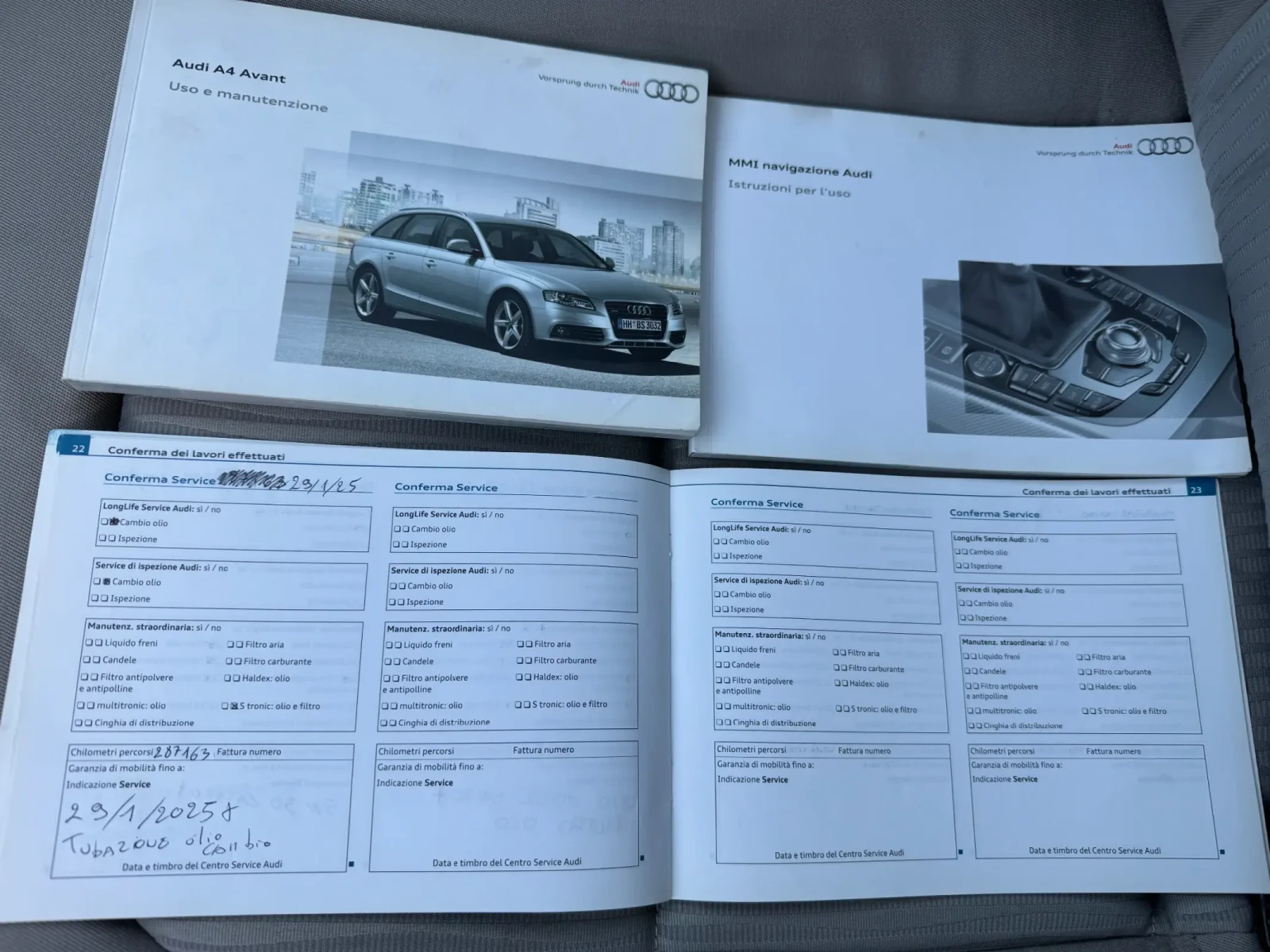 Audi A4 2.0 TDI, снимка 16 - Автомобили и джипове - 54238802