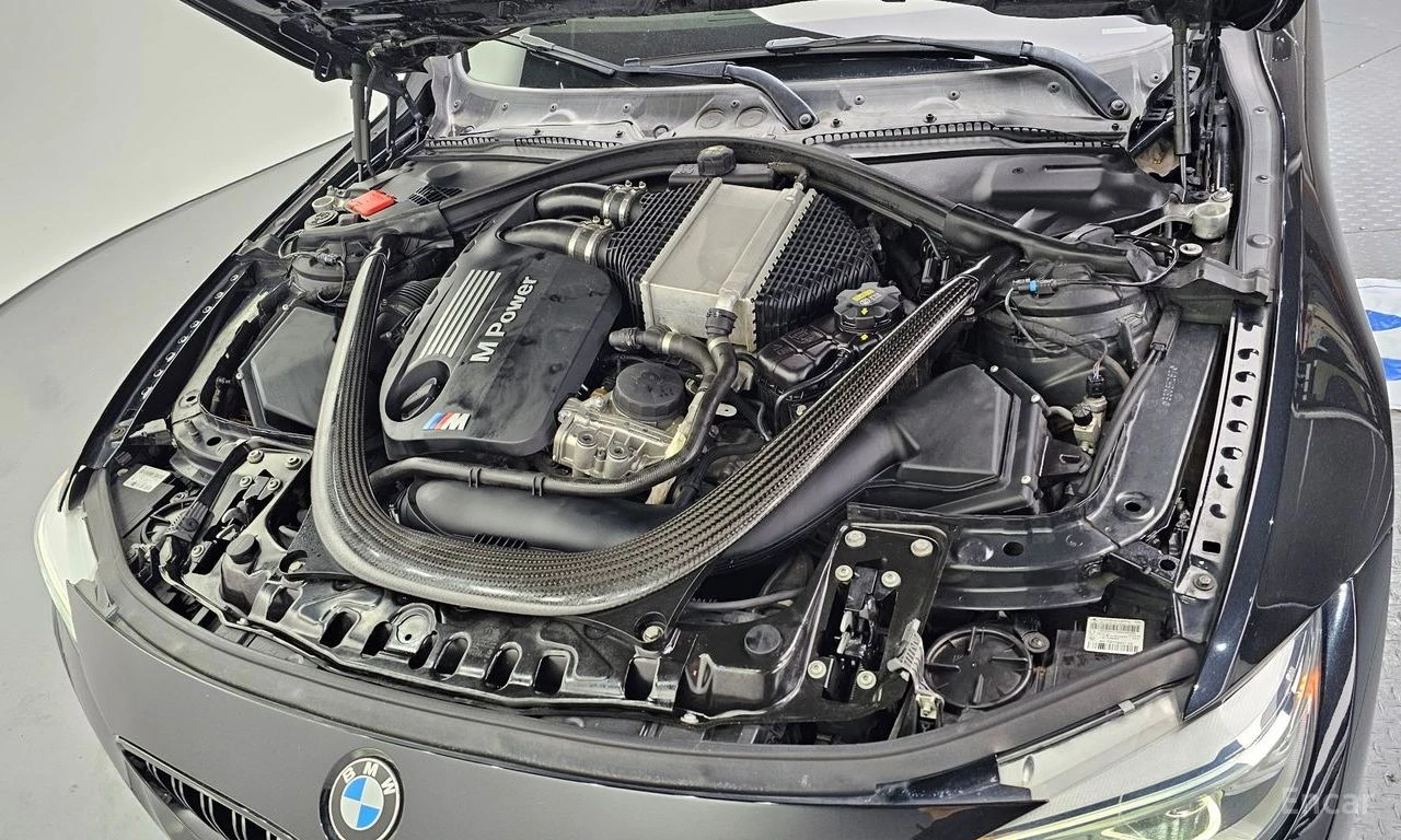BMW M4 HARMON* KARDON* CARBON* ХЕДЪП* , снимка 17 - Автомобили и джипове - 54414850