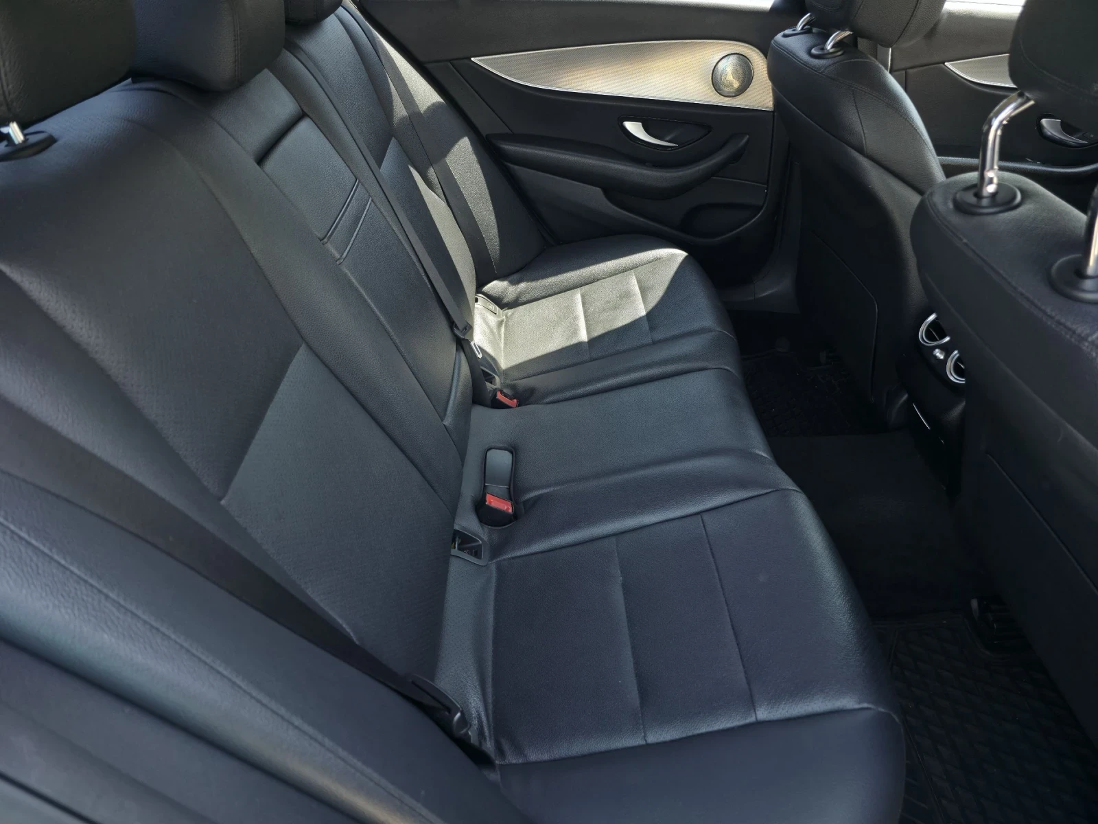 Mercedes-Benz E 200 | Mobile.bg � ����������� 15