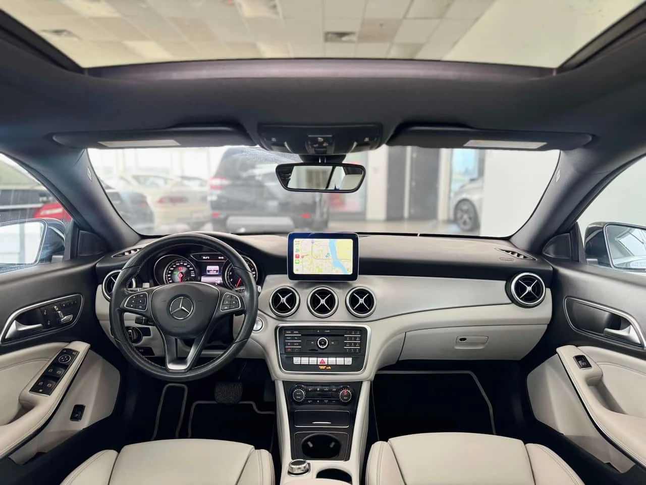 Mercedes-Benz CLA 250 АМГ ПАКЕТ/4MATIC/CARFAX/ФИНАНСИРАНЕ, снимка 9 - Автомобили и джипове - 54662728