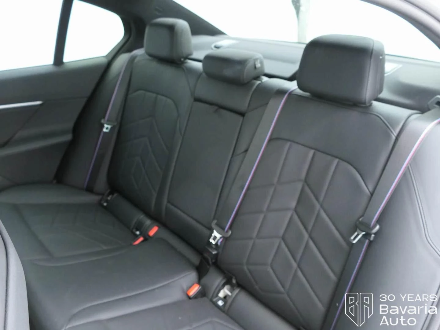 BMW 520 i M Sport PRO Steptronic, снимка 8 - Автомобили и джипове - 54716864
