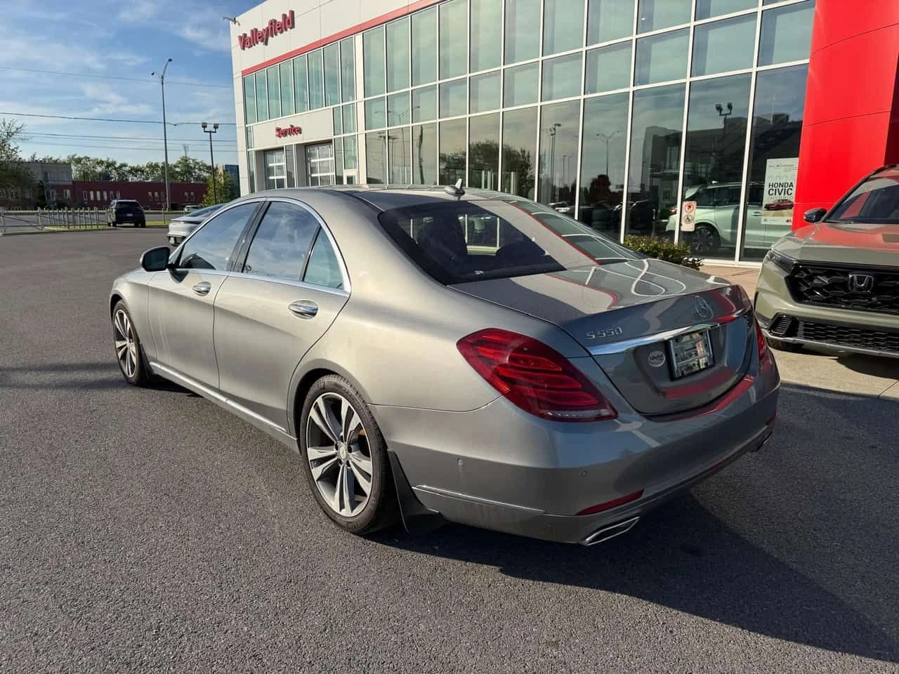 Mercedes-Benz S 550 | DISTRONIC | ОБДУХВАНЕ | BURMESTER | CARFAX | , снимка 9 - Автомобили и джипове - 54878040