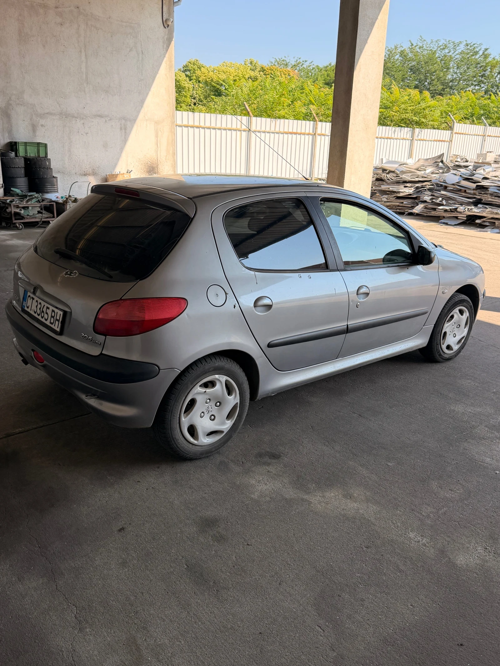 Peugeot 206 1.4 HDI, снимка 5 - Автомобили и джипове - 55096371