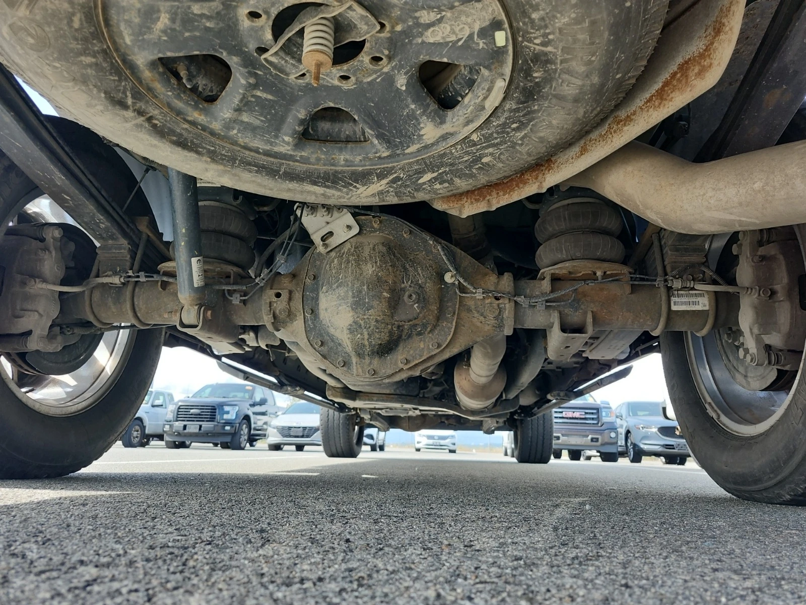 Dodge RAM 3500 LIMITED * 6.7 CUMMINS * 4WD * CARFAX * , снимка 15 - Автомобили и джипове - 55242753