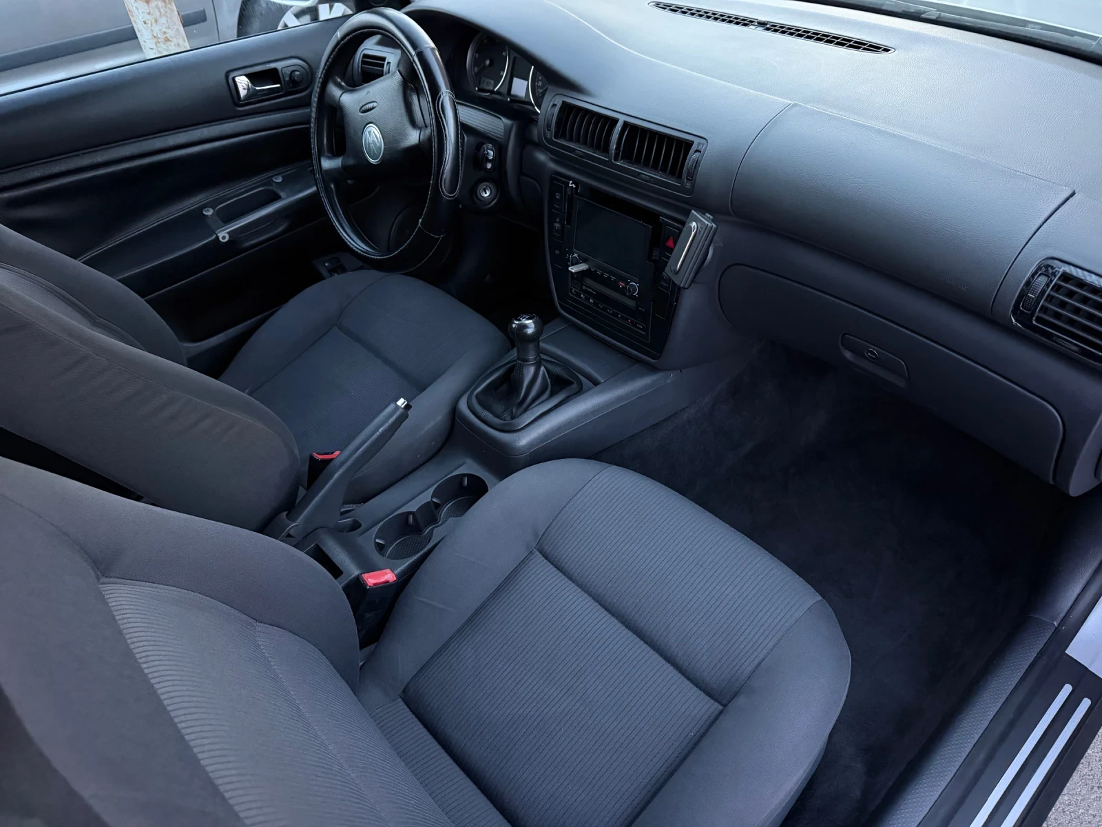 VW Passat, снимка 9 - Автомобили и джипове - 55249855