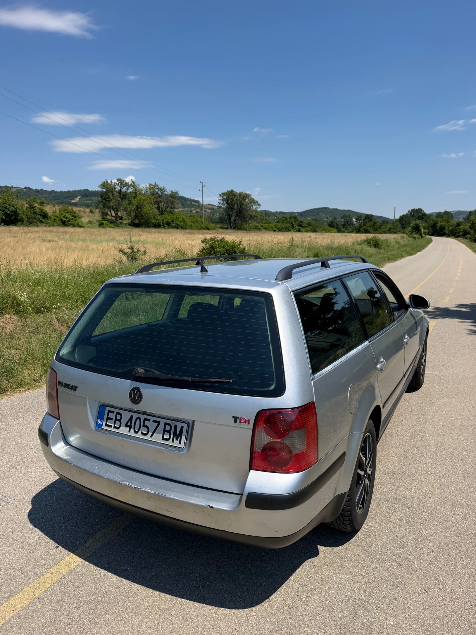 VW Passat, снимка 5 - Автомобили и джипове - 55249855