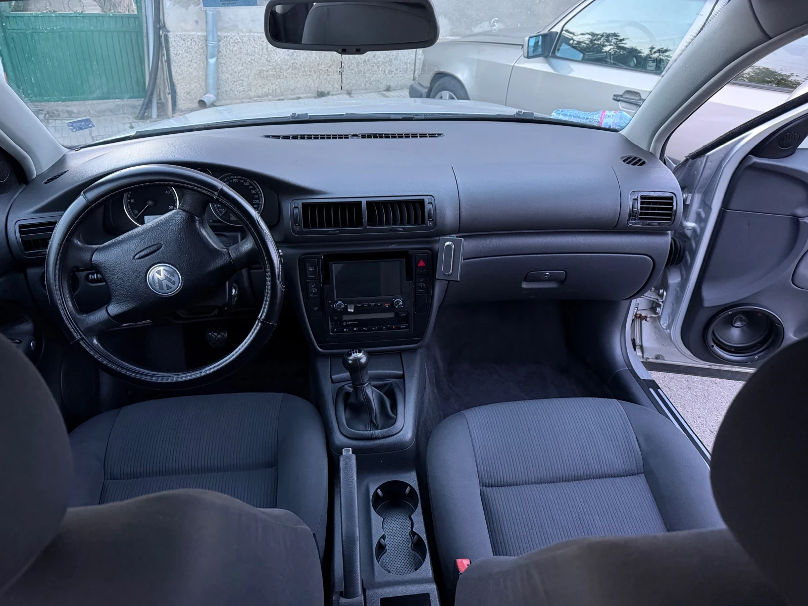 VW Passat, снимка 8 - Автомобили и джипове - 55249855