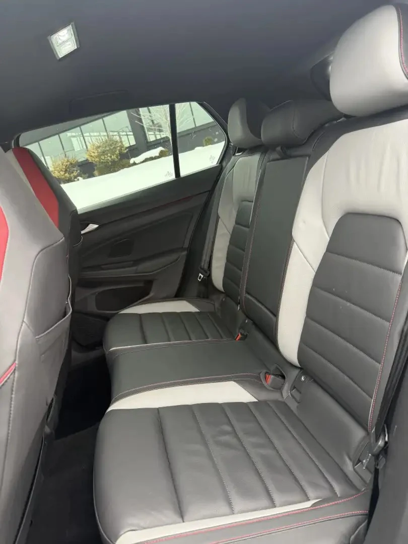 VW Golf GTI* DSG* DISTRONIC* LANE, снимка 9 - Автомобили и джипове - 55460165