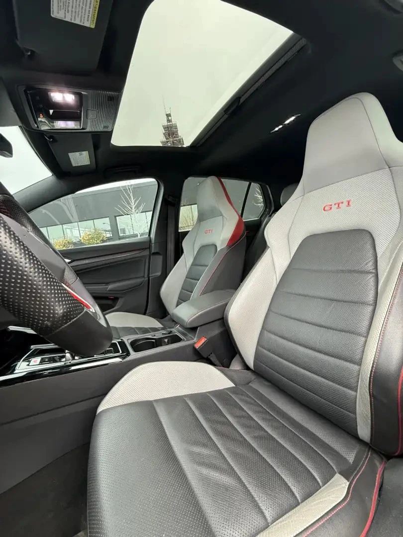 VW Golf GTI* DSG* DISTRONIC* LANE, снимка 8 - Автомобили и джипове - 55460165