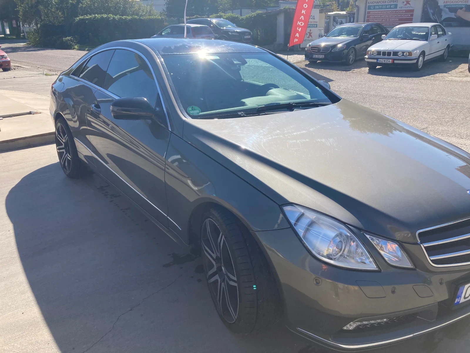 Mercedes-Benz E 350 Coupe, снимка 4 - Автомобили и джипове - 55650663