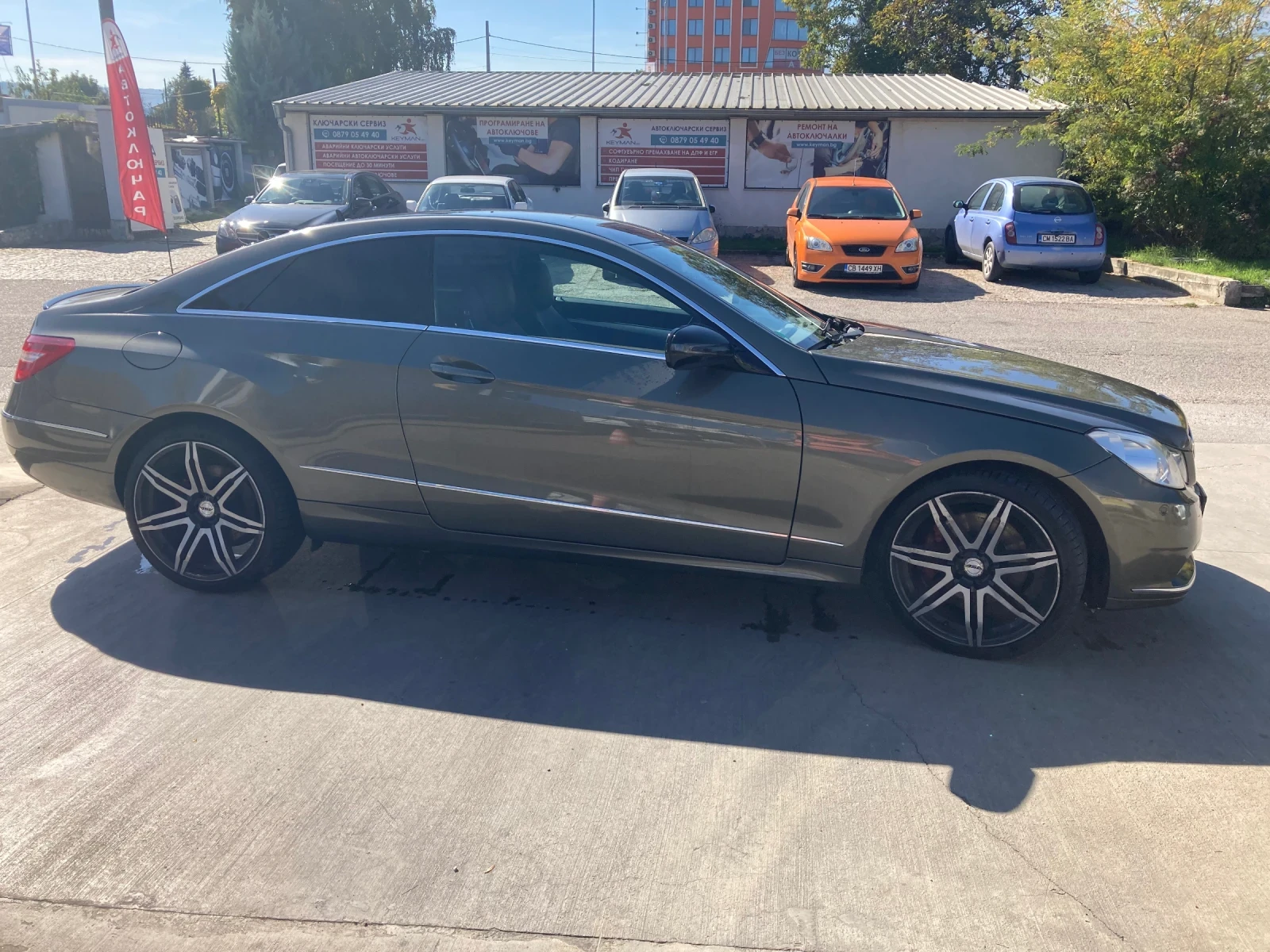 Mercedes-Benz E 350 Coupe, снимка 5 - Автомобили и джипове - 55650663