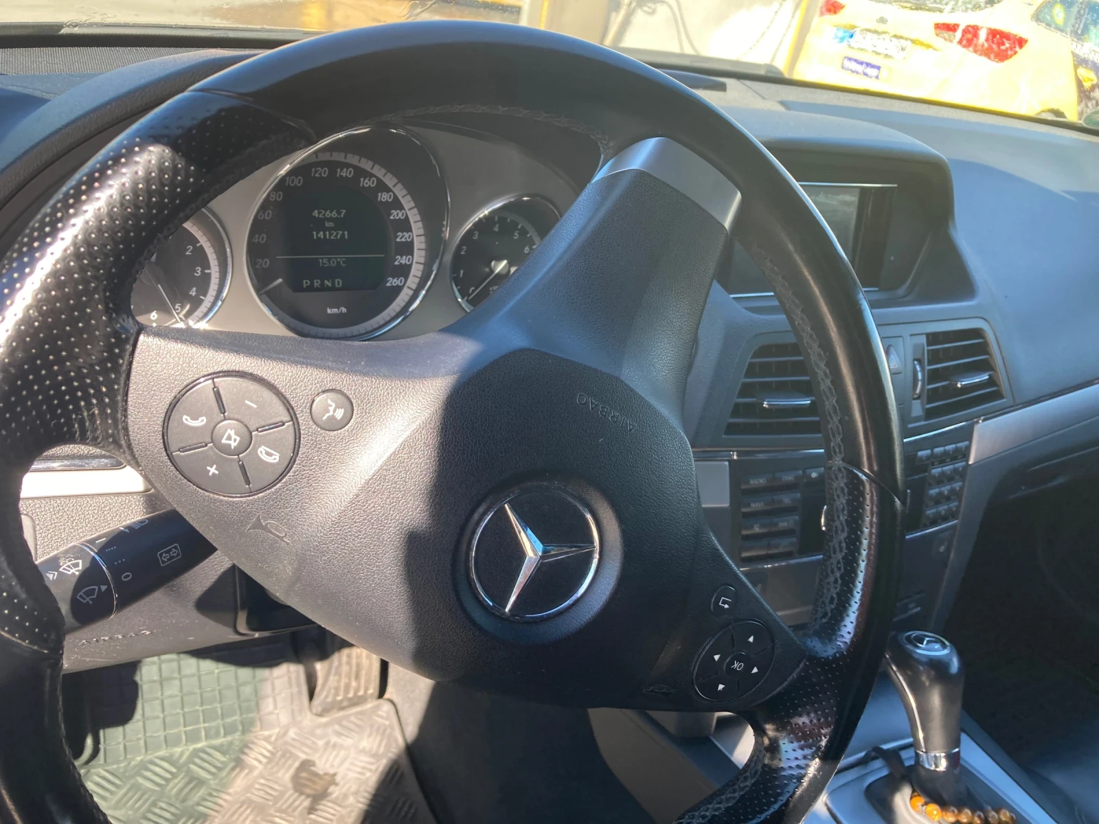 Mercedes-Benz E 350 Coupe, снимка 10 - Автомобили и джипове - 55650663