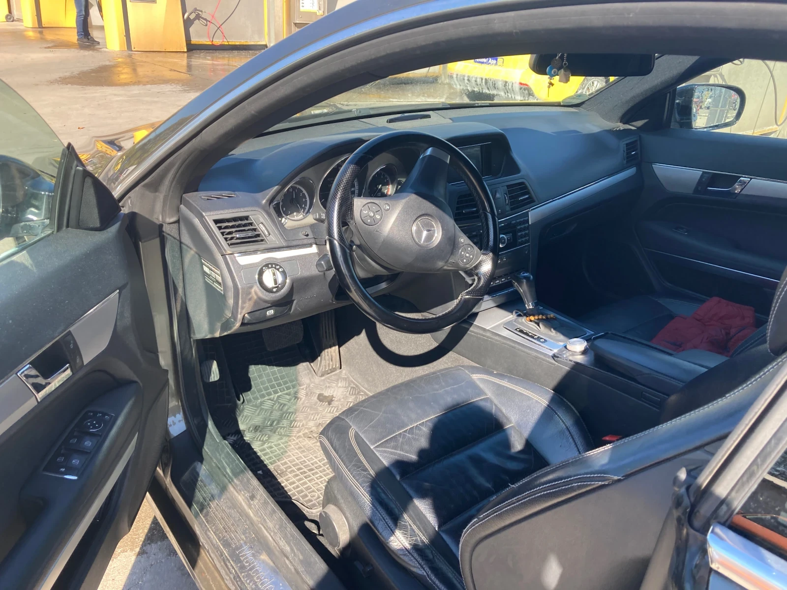 Mercedes-Benz E 350 Coupe, снимка 7 - Автомобили и джипове - 55650663