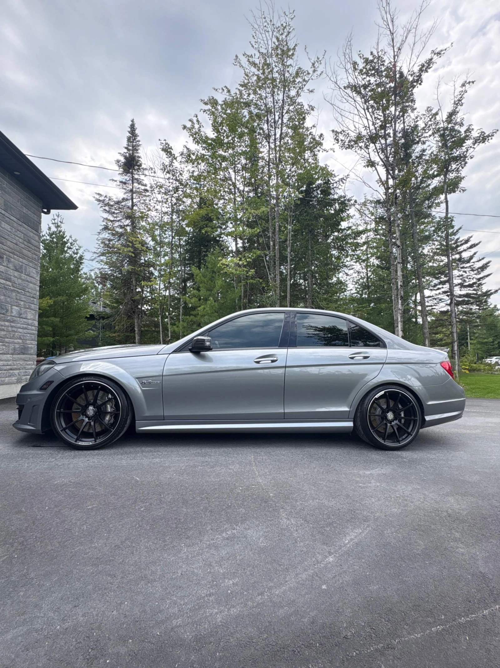 Mercedes-Benz C 63 AMG * CARFAX * ОПЦИЯ ЗА ФИНАНСИРАНЕ , снимка 2 - Автомобили и джипове - 55837855