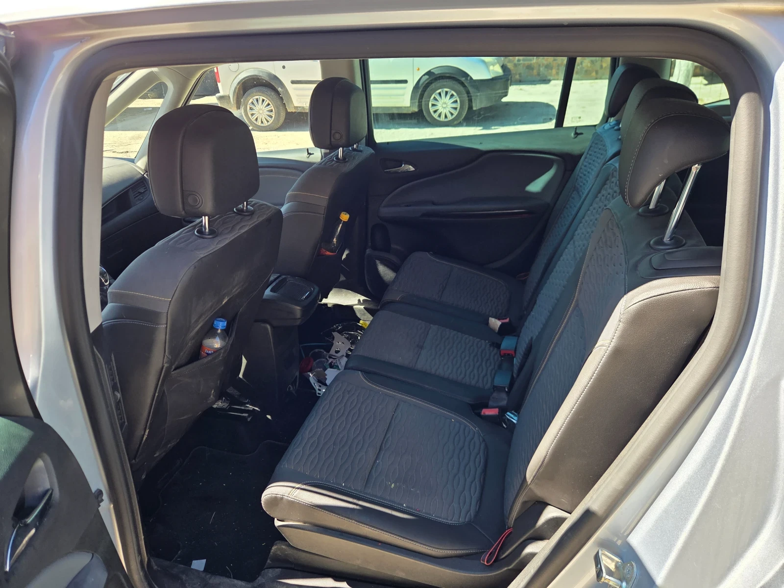 Opel Zafira 1.6, снимка 6 - Автомобили и джипове - 56071556