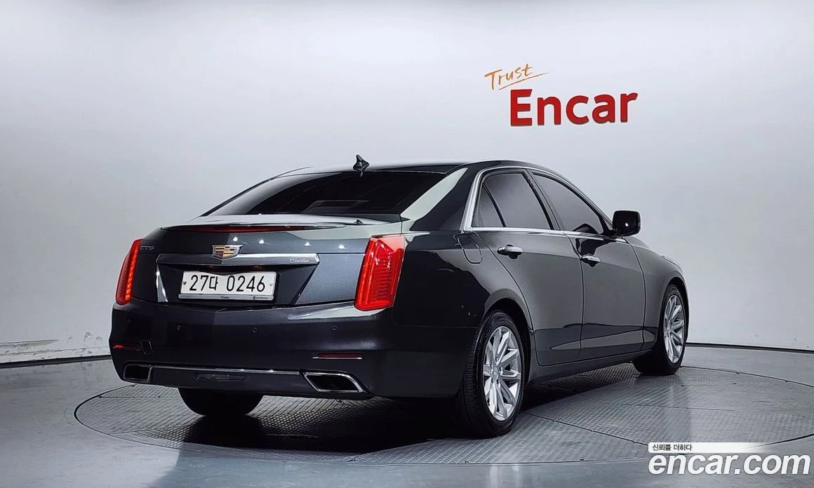 Cadillac Cts 2.0 Luxury, снимка 2 - Автомобили и джипове - 56123064