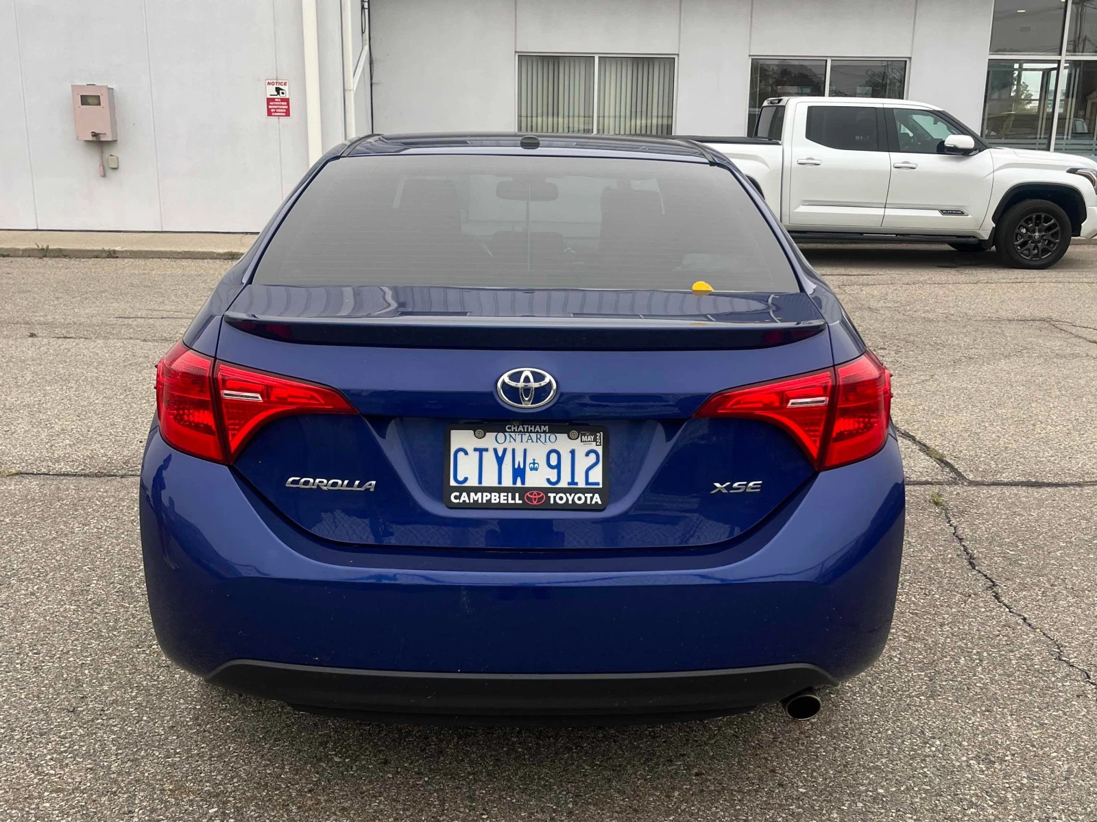 Toyota Corolla * SE CVT * CARFAX * , снимка 4 - Автомобили и джипове - 56132788