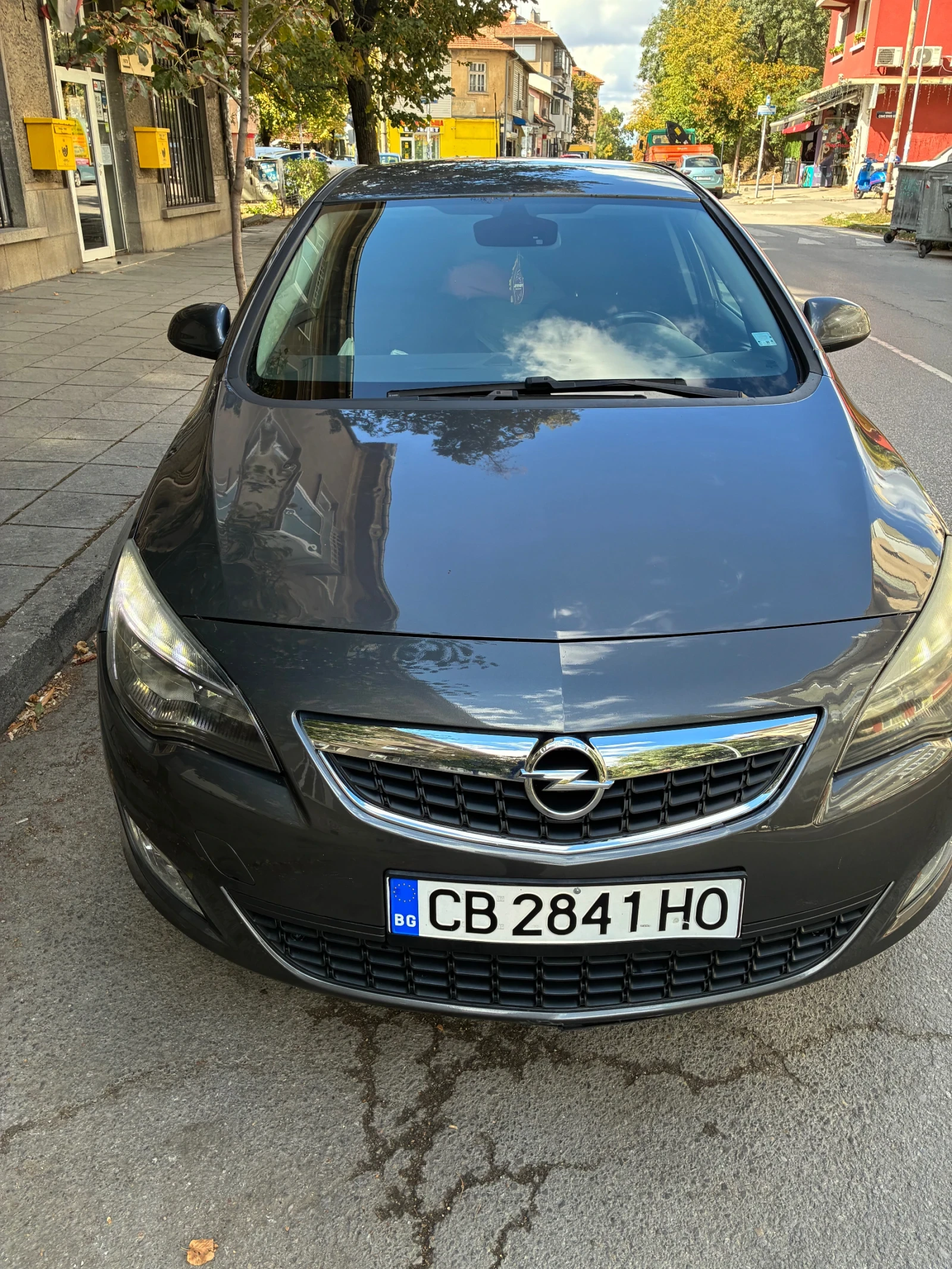 Opel Astra J, снимка 4 - Автомобили и джипове - 56244087