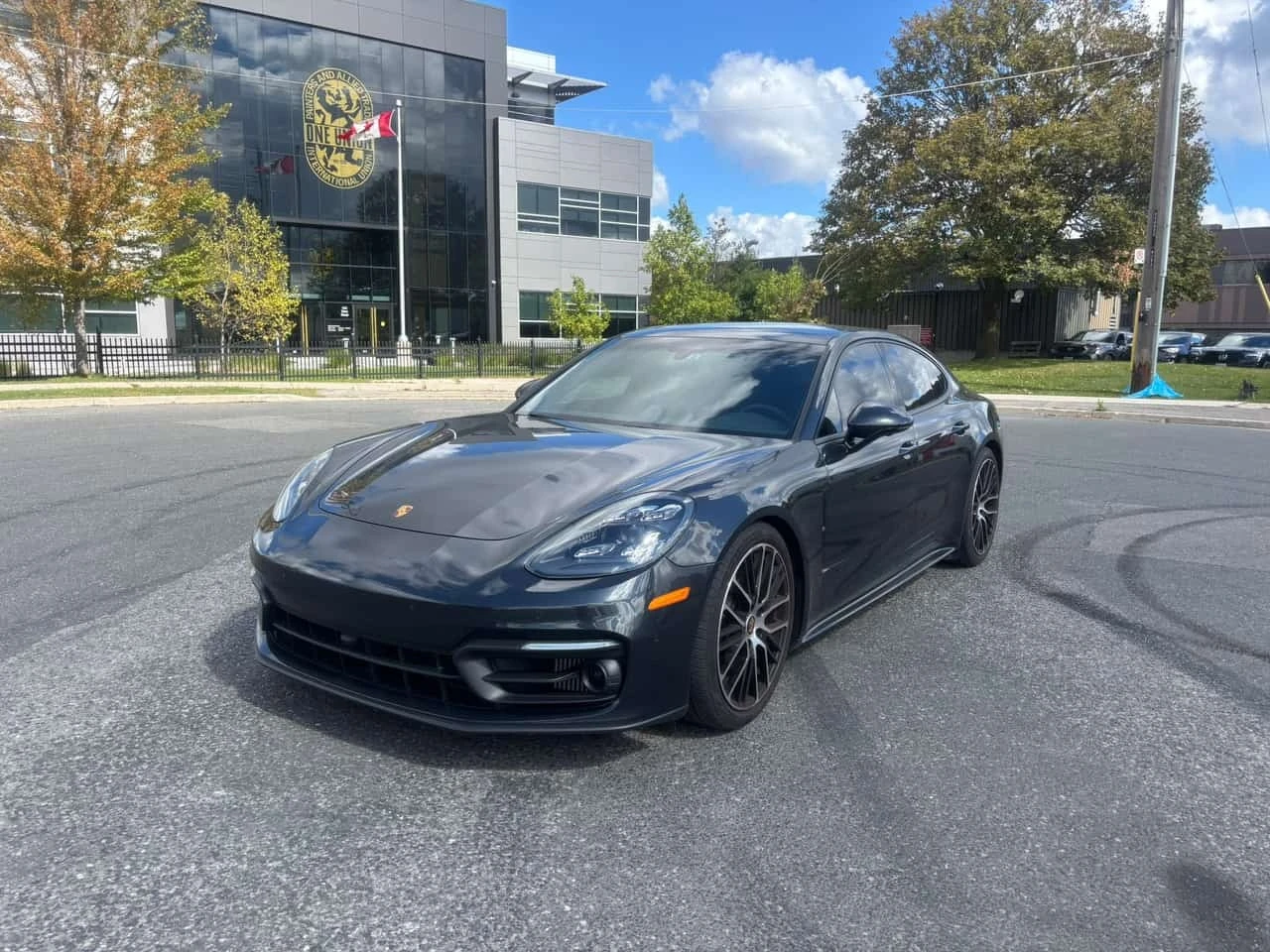 Porsche Panamera * 4 AWD * CARFAX * 