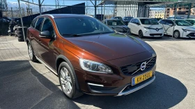 Volvo V60 Cross Country Summum 2.4 D 4x4 Automatic , снимка 2