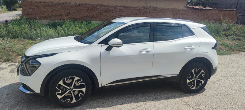 Kia Sportage, снимка 2 - Автомобили и джипове - 45854912