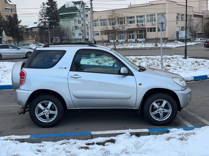 Toyota Rav4 2.0 VVT-I , снимка 4 - Автомобили и джипове - 49202425