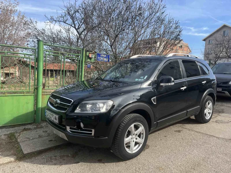 Chevrolet Captiva 3.2, снимка 1 - Автомобили и джипове - 49433090