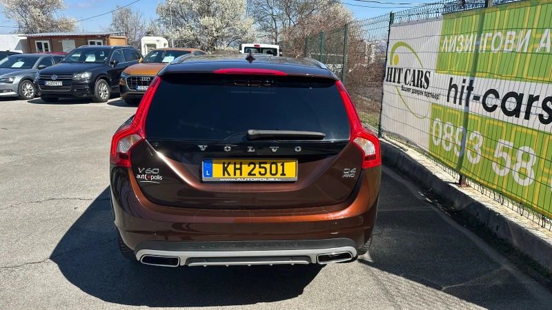 Volvo V60 Cross Country Summum 2.4 D 4x4 Automatic , снимка 7 - Автомобили и джипове - 49562105