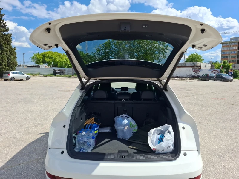 Audi Q3, снимка 9 - Автомобили и джипове - 51648288