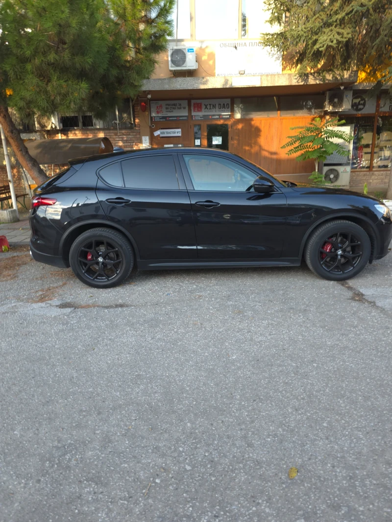 Alfa Romeo Stelvio, снимка 4 - Автомобили и джипове - 52125152