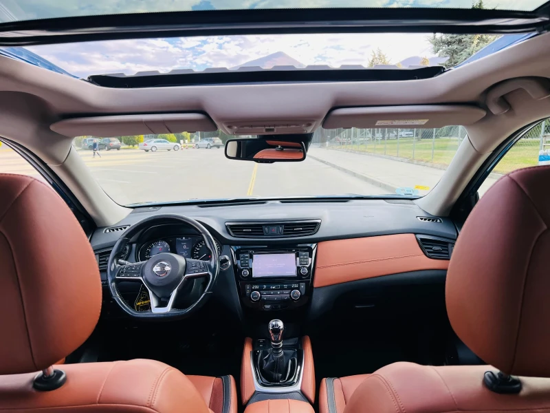 Nissan X-trail 1.6 160 панорама, снимка 10 - Автомобили и джипове - 52645375