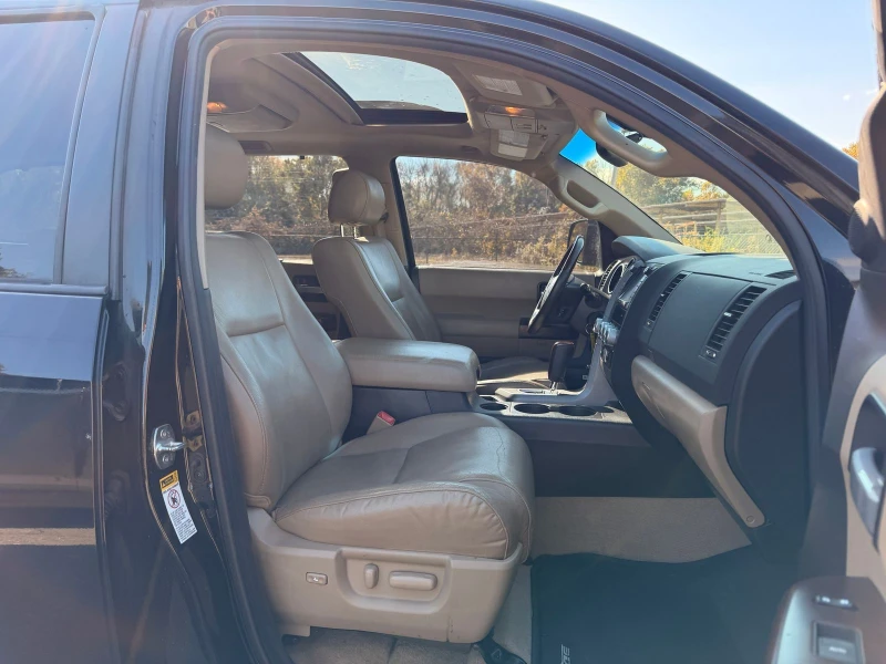 Toyota Sequoia, снимка 13 - Автомобили и джипове - 53057140