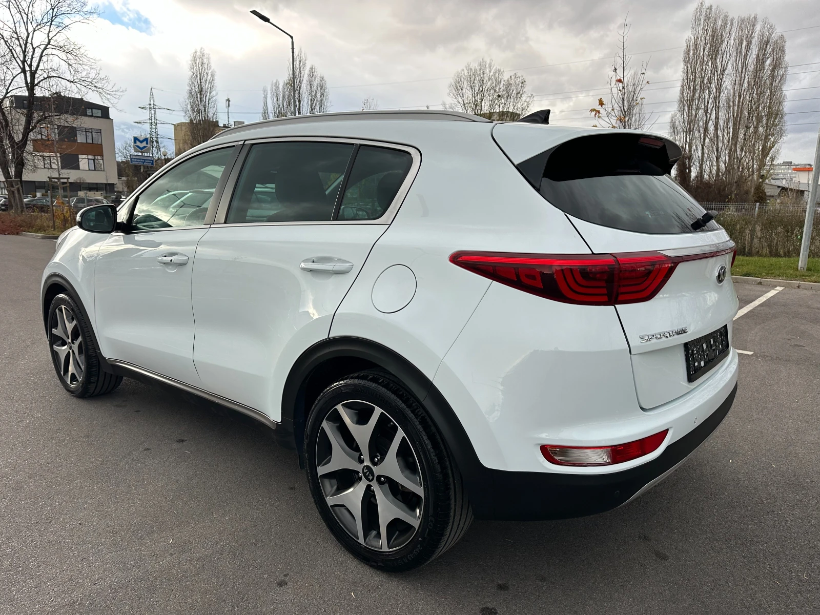 Kia Sportage 1.7 CRDI* GT-line* КАТО НОВА*  - изображение 6