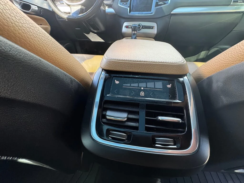 Volvo Xc90 T6 Momentum PANO* * CAM* CARPLAY* BLINDSPOT* | Mobile.bg   10