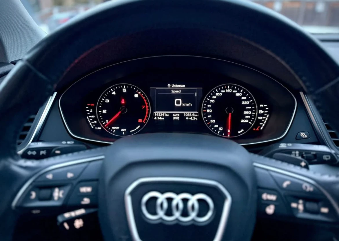 Audi Q5 KOMFORT * * S LINE * * CARFAX * * АВТО КРЕДИТ * *  - изображение 9