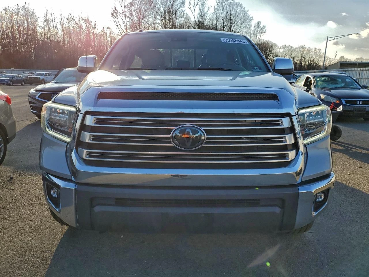 Toyota Tundra * DOUBLE CAB LIMITED*  - изображение 5