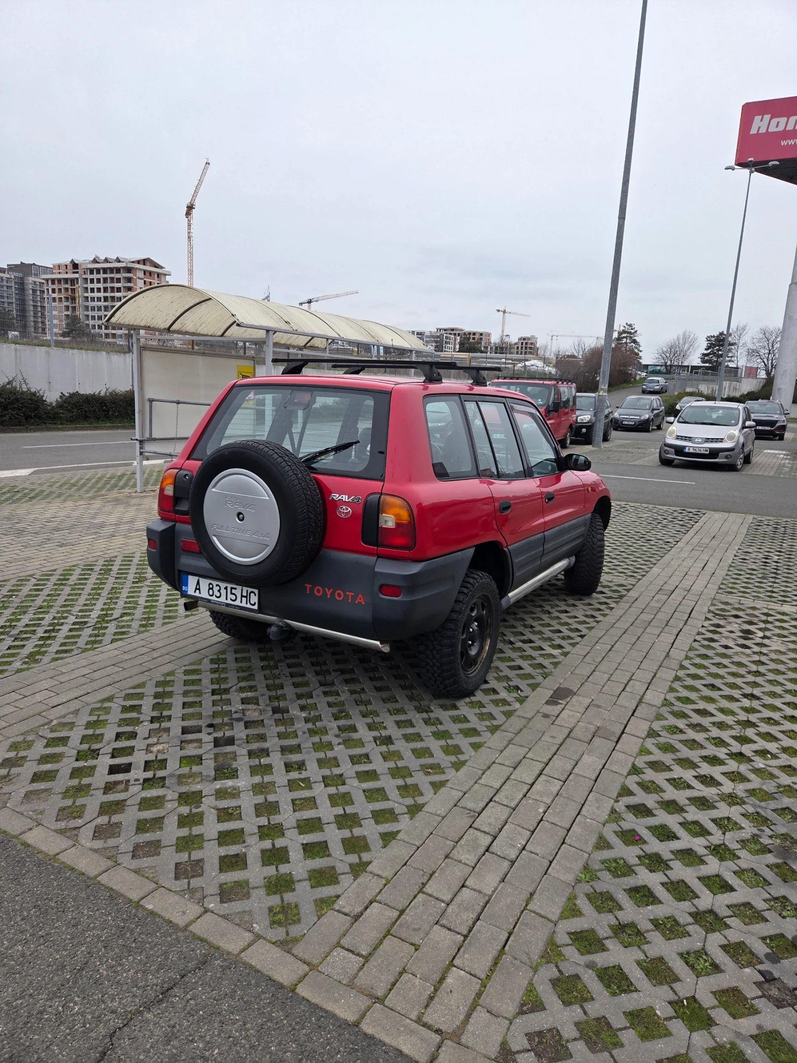 Toyota Rav4, снимка 12 - Автомобили и джипове - 53660095