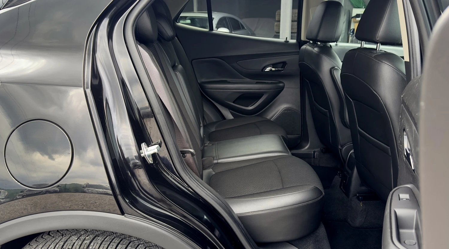 Opel Mokka 1.4T 4x4 Autom.Navi KeyLess Кожа Camera, снимка 14 - Автомобили и джипове - 54380261