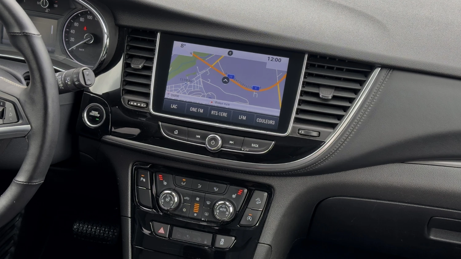 Opel Mokka 1.4T 4x4 Autom.Navi KeyLess Кожа Camera, снимка 10 - Автомобили и джипове - 54380261