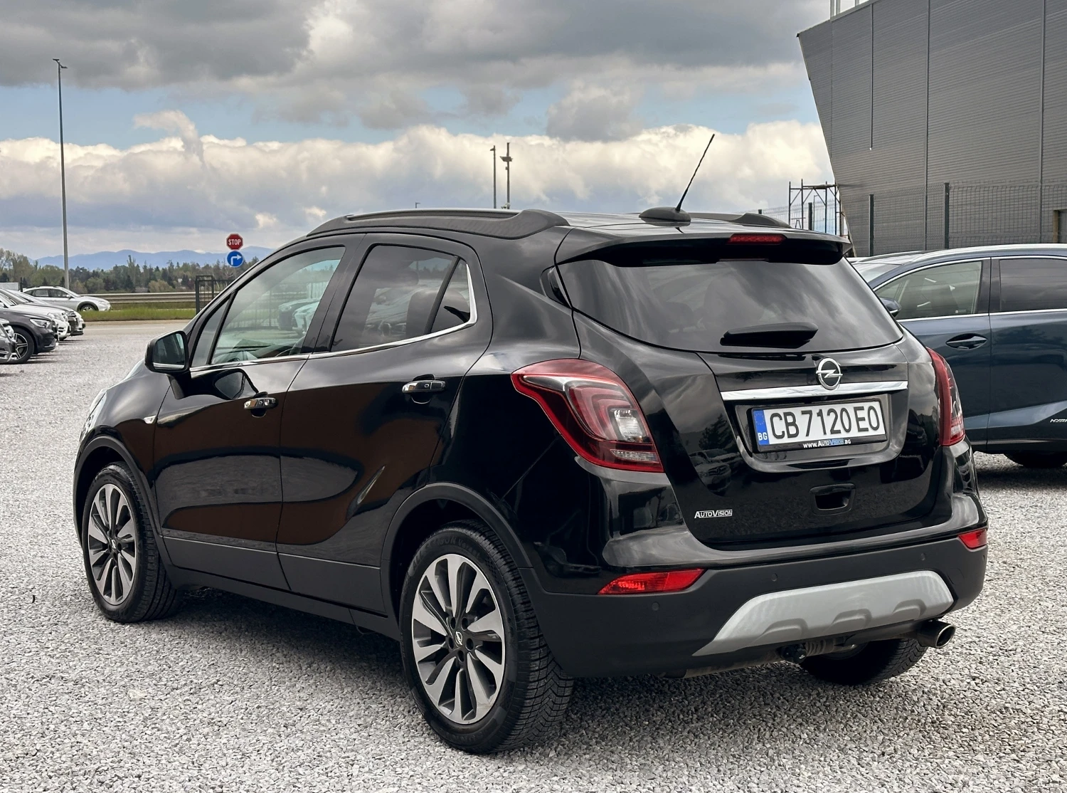 Opel Mokka 1.4T 4x4 Autom.Navi KeyLess Кожа Camera, снимка 2 - Автомобили и джипове - 54380261