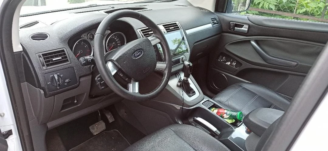 Ford Kuga, снимка 4 - Автомобили и джипове - 54846665