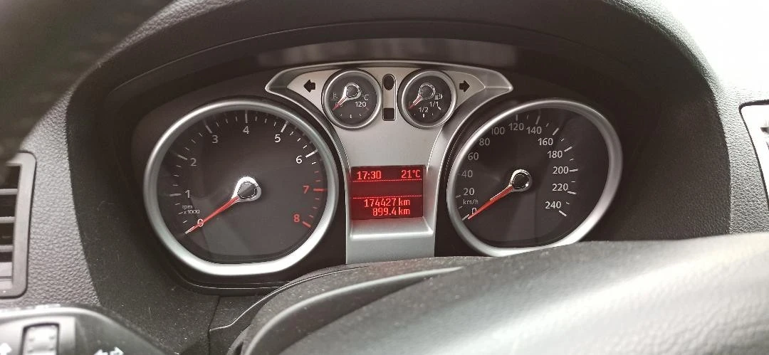 Ford Kuga, снимка 5 - Автомобили и джипове - 54846665
