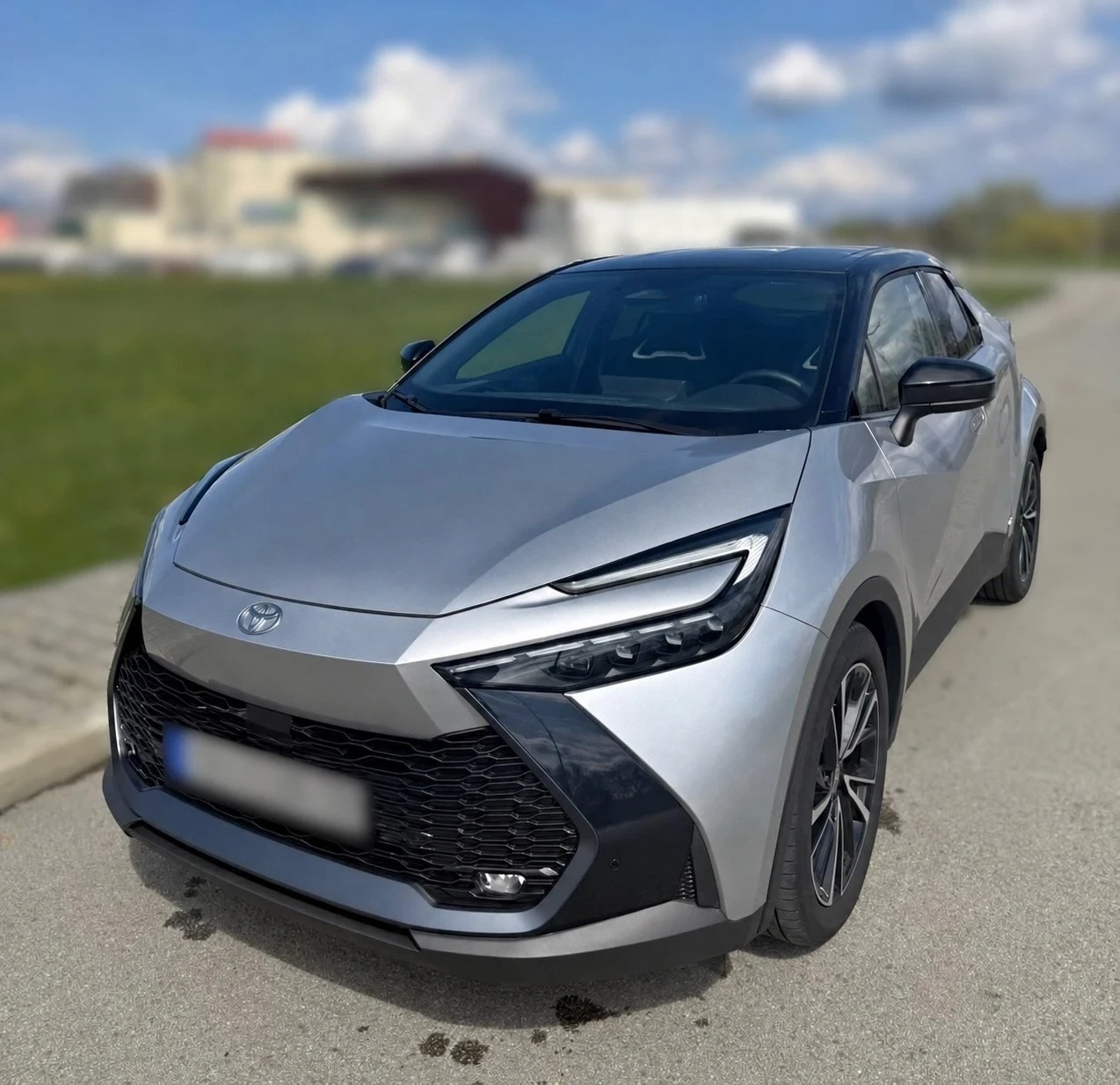 Toyota C-HR 2.0 Hybrid | Dynamic | 197HP | 2024г | ГАРАНЦИЯ