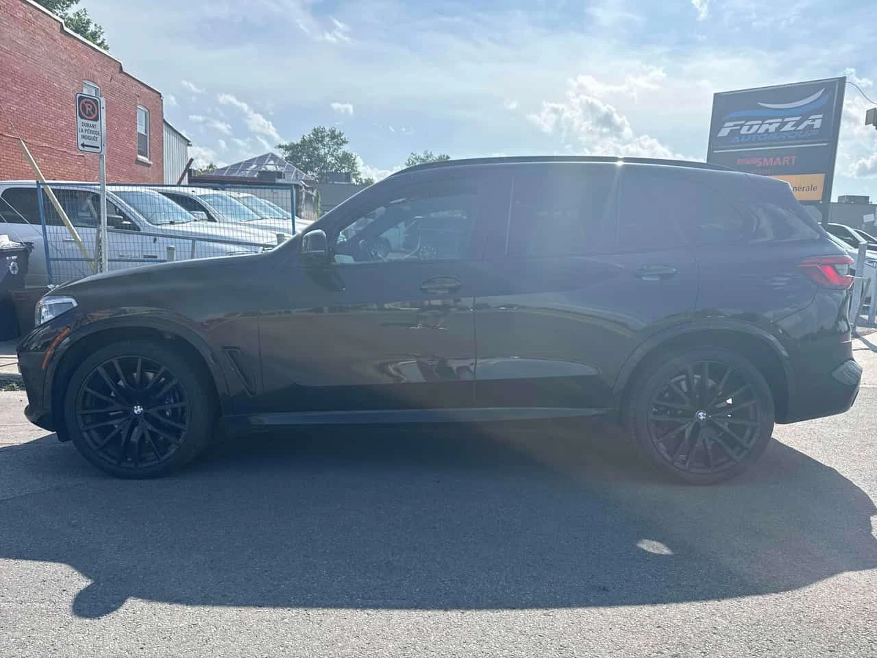 BMW X5 * M50i * АВТОКРЕДИТ БЕЗ ПЪРВОНАЧАЛНА ВНОСКА* , снимка 2 - Автомобили и джипове - 55156818