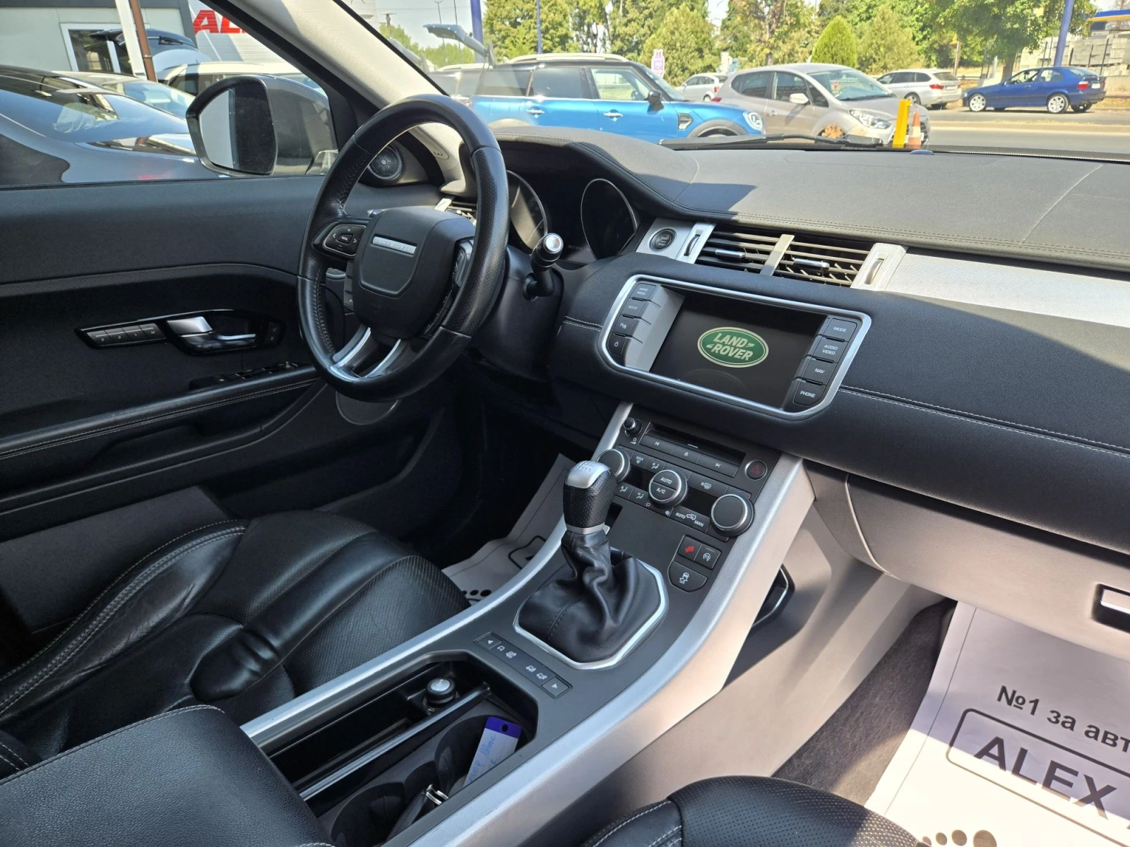 Land Rover Range Rover Evoque, снимка 10 - Автомобили и джипове - 55804512