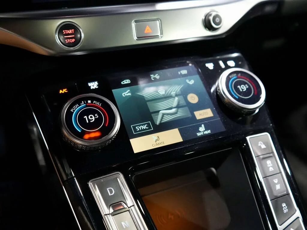 Jaguar I-Pace EV400* HSE* DISTRONIC* ХЕДЪП* 360* КРАЙНА ЦЕНА, снимка 13 - Автомобили и джипове - 56012513