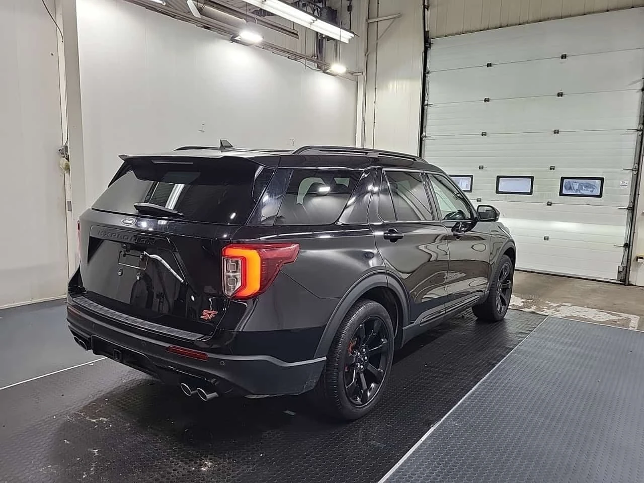 Ford Explorer * ST * BLIND SPOT * LANE ASSIST * , снимка 3 - Автомобили и джипове - 56626613