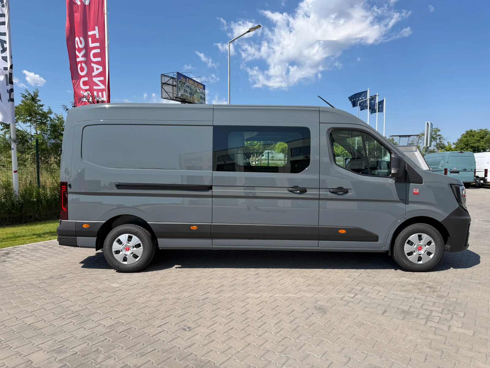 Renault Master RED EDITION* ТОВАРО-ПЪТНИЧЕСКИ* L3H2* ЛИЗИНГ* , снимка 7 - Бусове и автобуси - 55416797